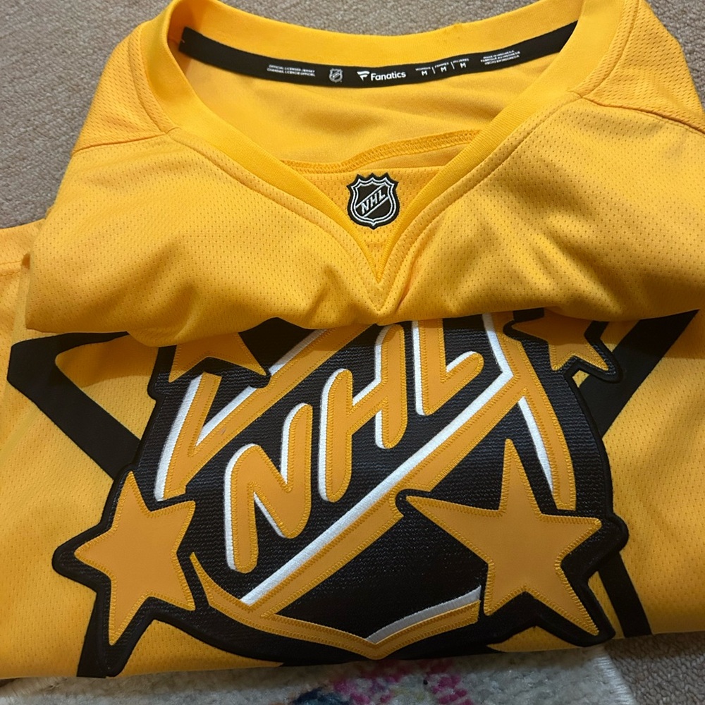 Drew Justin Bieber NHL Gold and Black Star Emblem Hockey Jersey - Picture 4 of 4